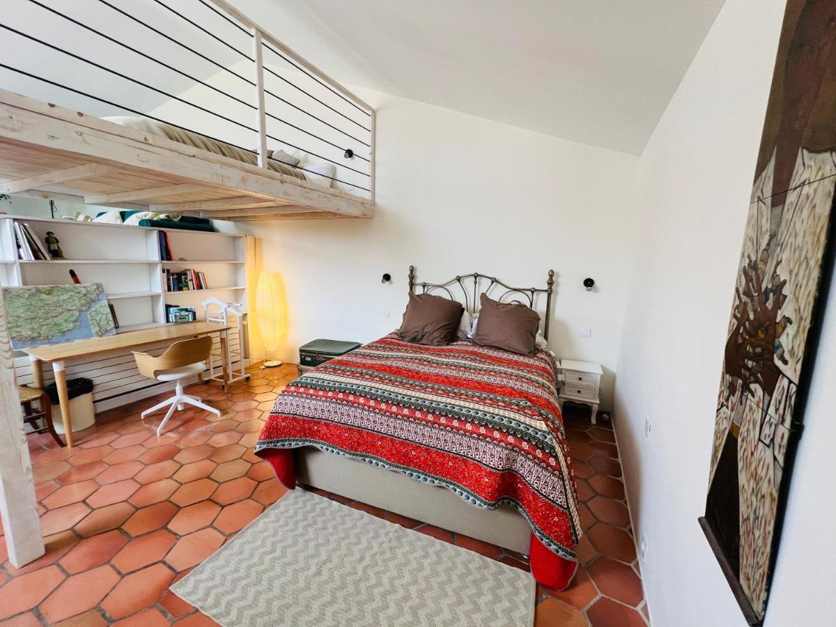 Penthouse Studio Privee Couple Ou Famille- La Maison Searle A Tourtour Eksteriør billede