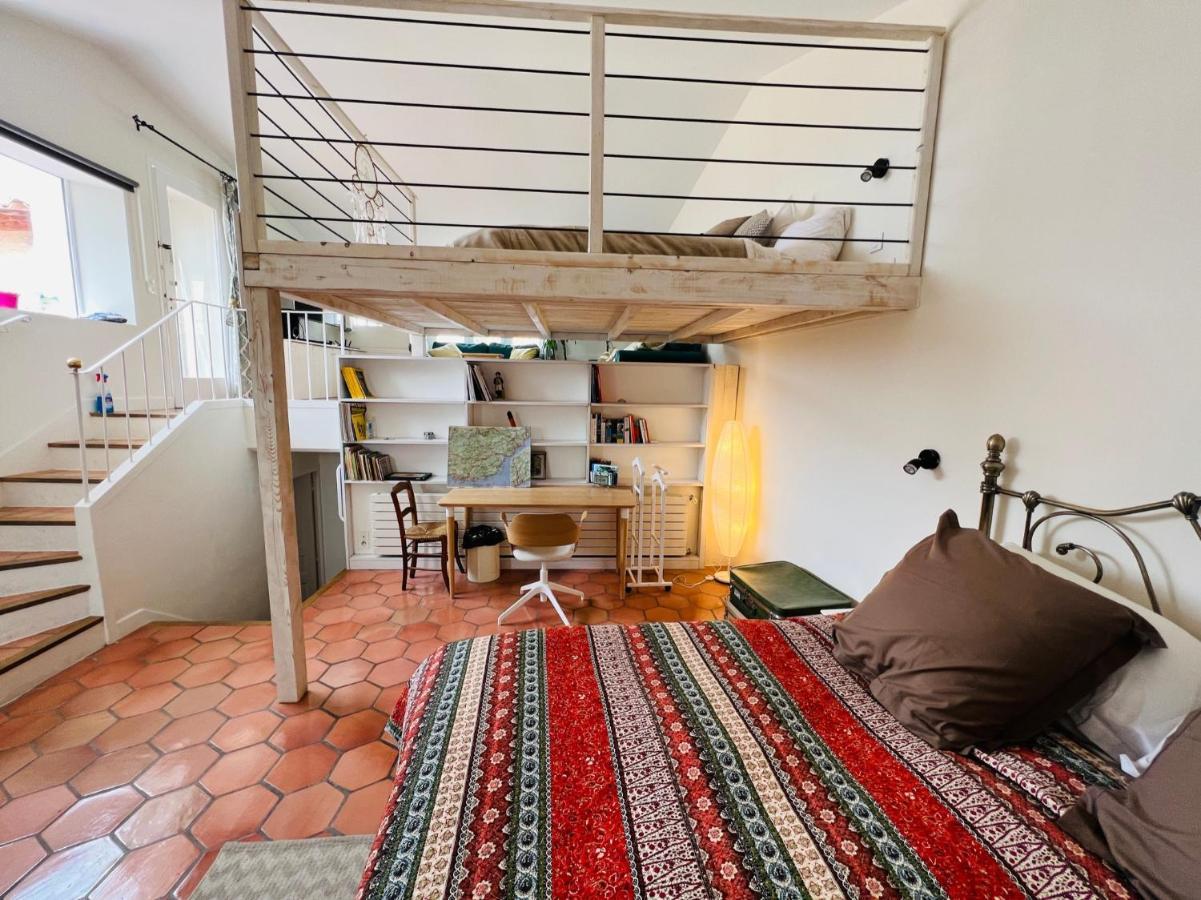 Penthouse Studio Privee Couple Ou Famille- La Maison Searle A Tourtour Eksteriør billede
